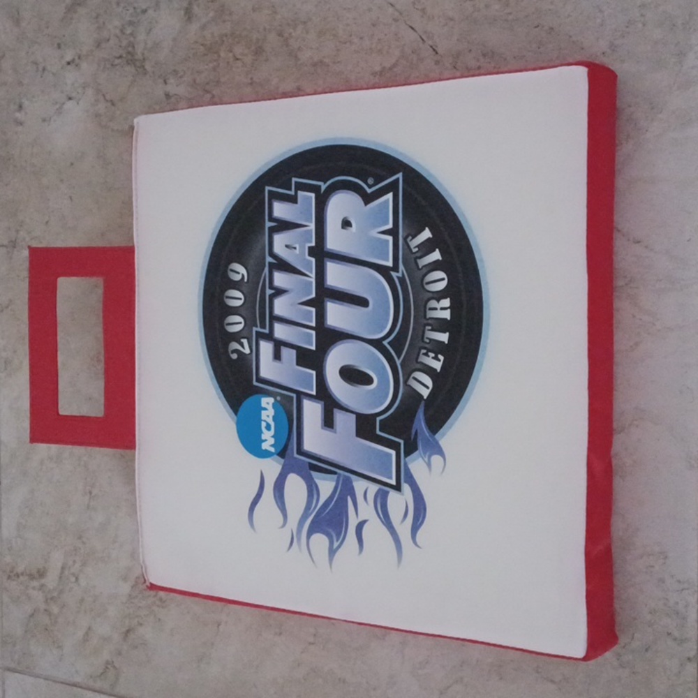 NCAA 2009 Final Four Detroit Seat Cushion